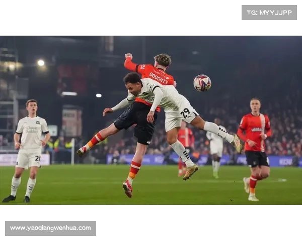 谢周三连续三个月未支付工资 球员因欠薪罢赛热身赛对伯恩利